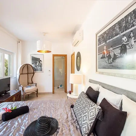 Villa In Algarve Near Vale De Centeanes Beach Villa *